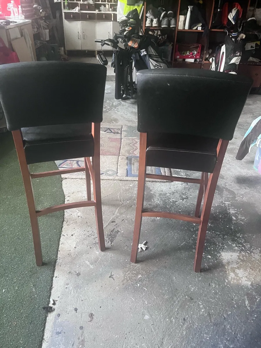 High Stools - Image 3