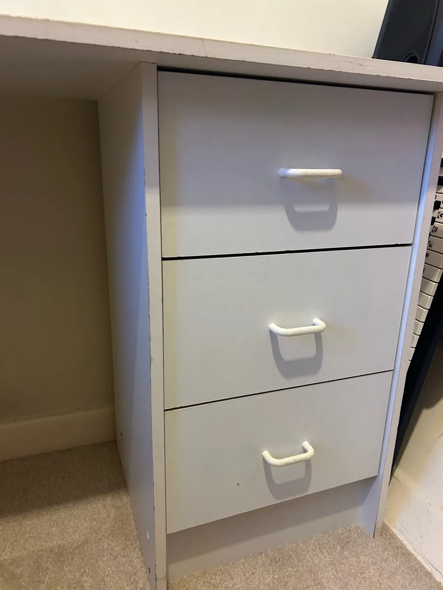White desk for sale in limerick city - Image 3
