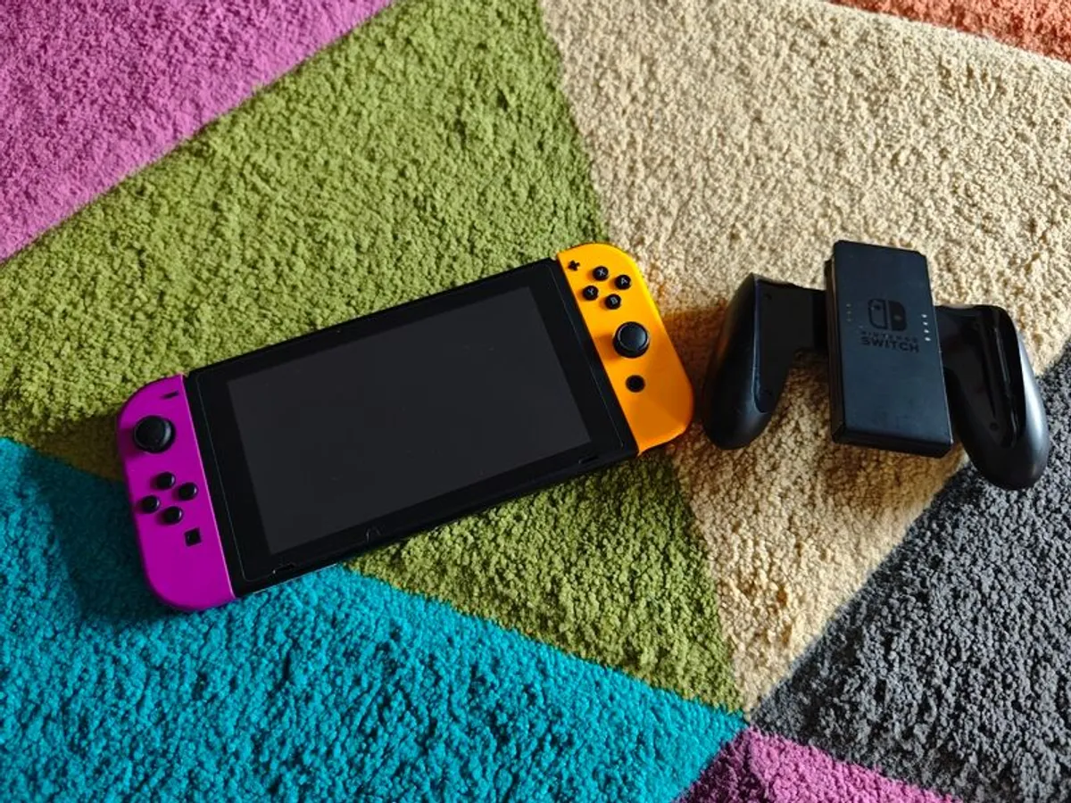 Nintendo Switch Console Long Battery Life Model 180 euro - Image 4