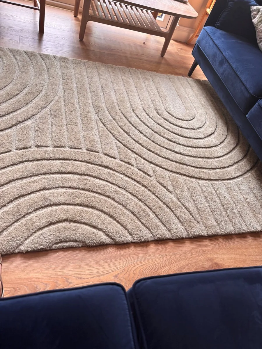 Green 100% Wool Rug - Image 2