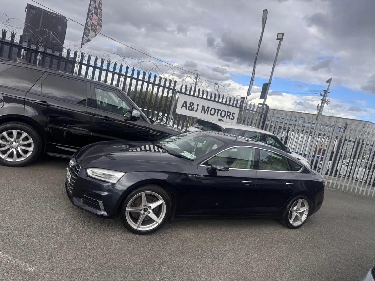 18 Audi A5 Diesel Automatic - Image 2