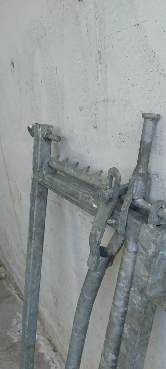 Calving/Crush Gate - Image 2