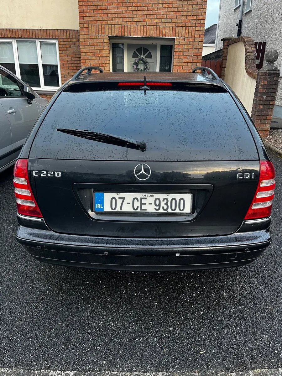 Mercedes-Benz C-Class 2007 - Image 4
