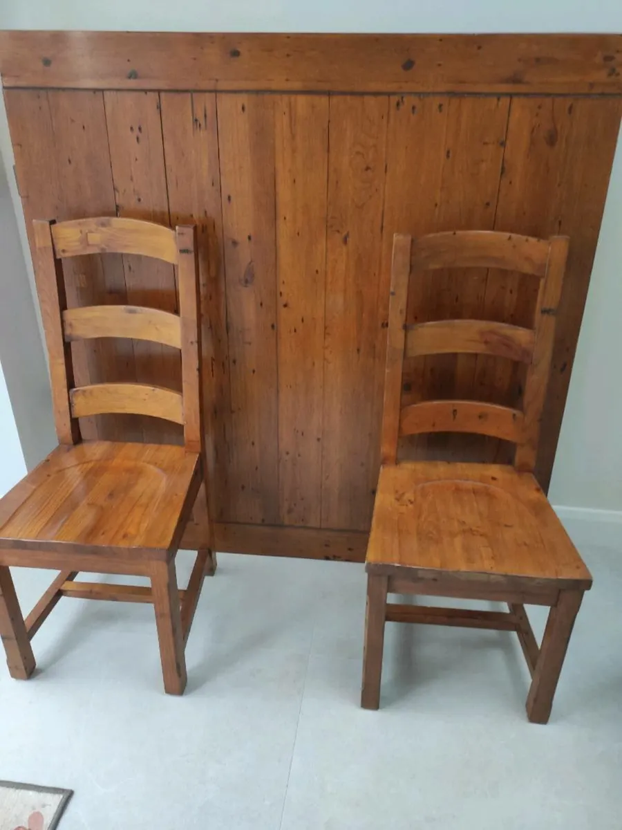 Dining table & 8 chairs - Image 2