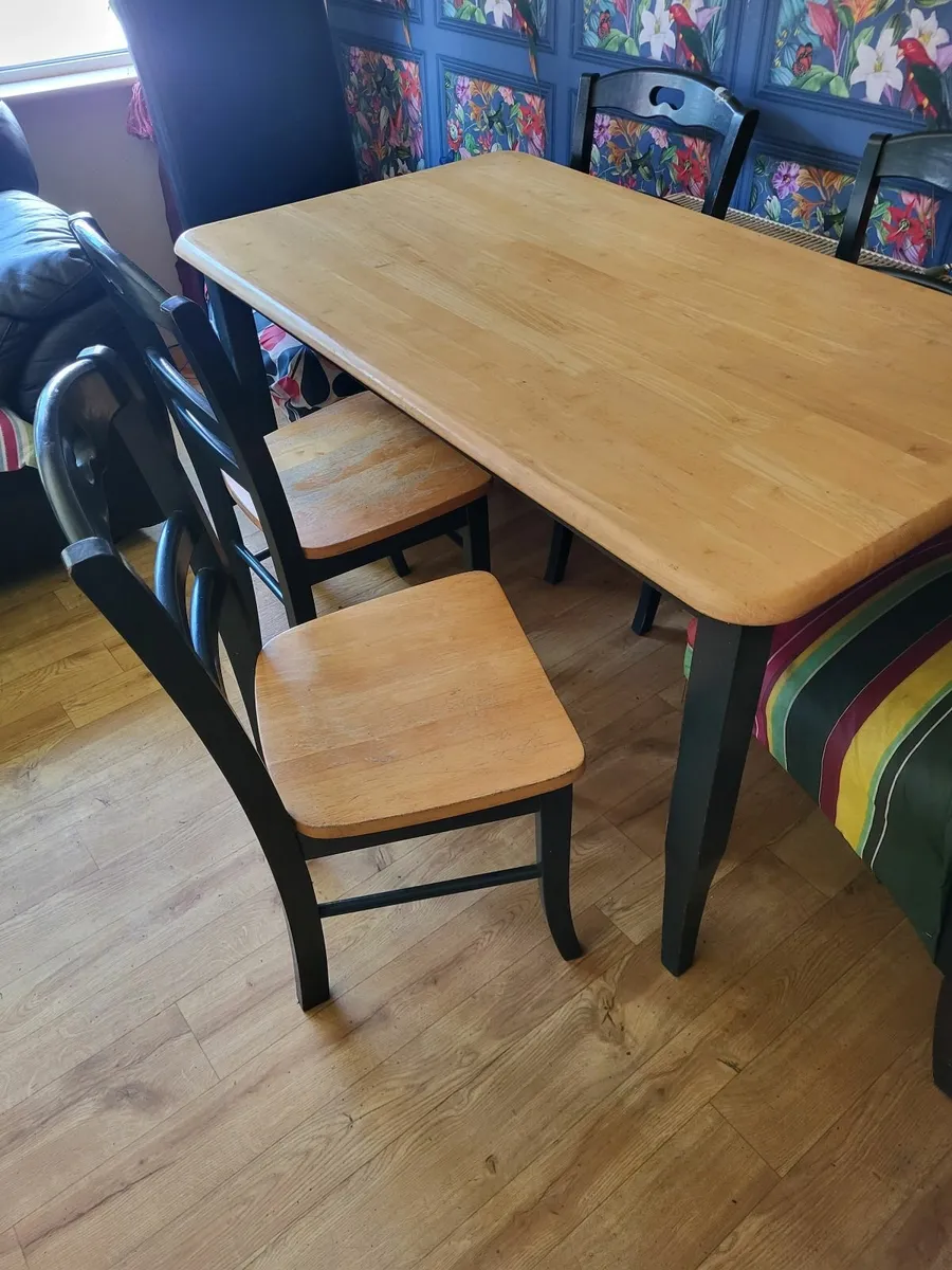 Free table and chairs - Image 2