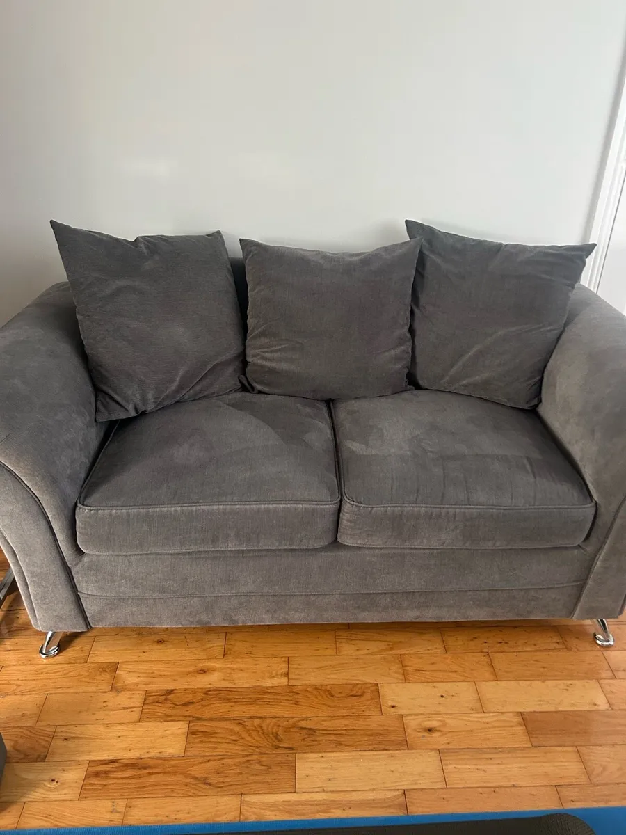 2 seater sofa - Image 2