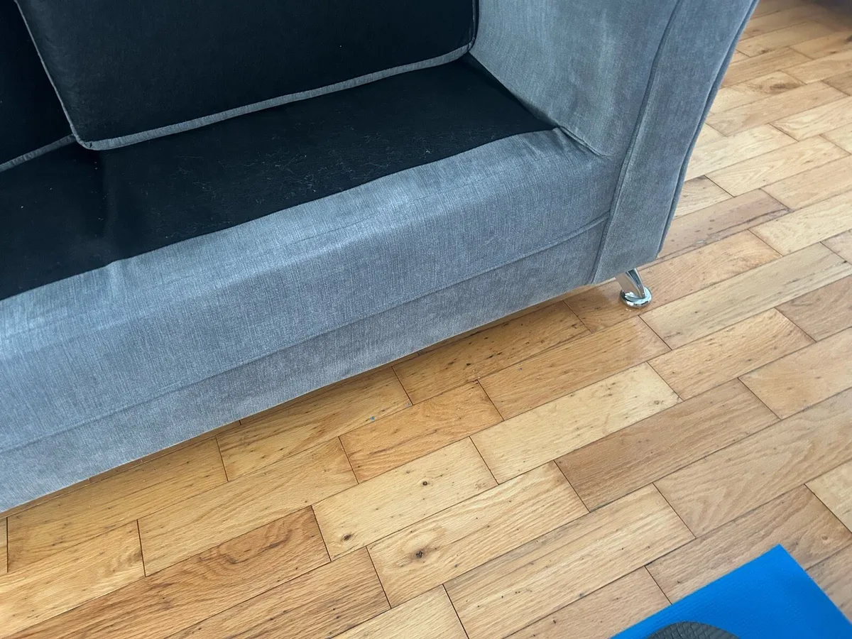 2 seater sofa - Image 4