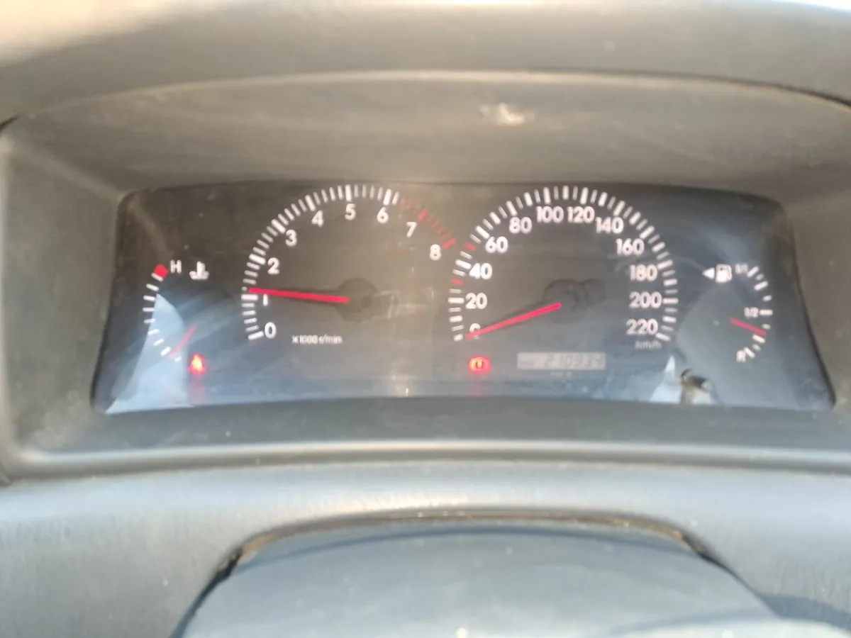 Toyota Corolla 2005 - Image 1