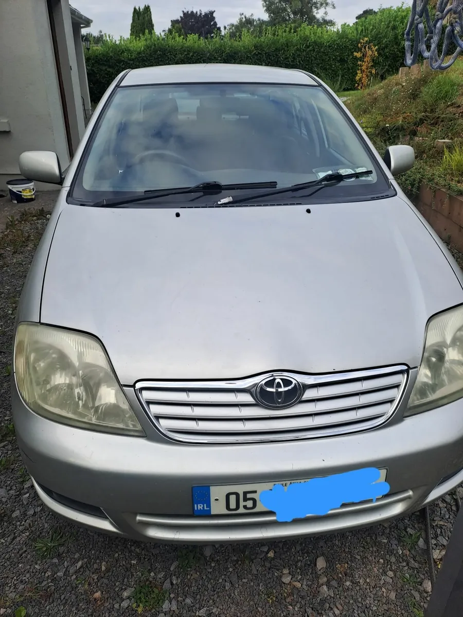 Toyota Corolla 2005 - Image 2