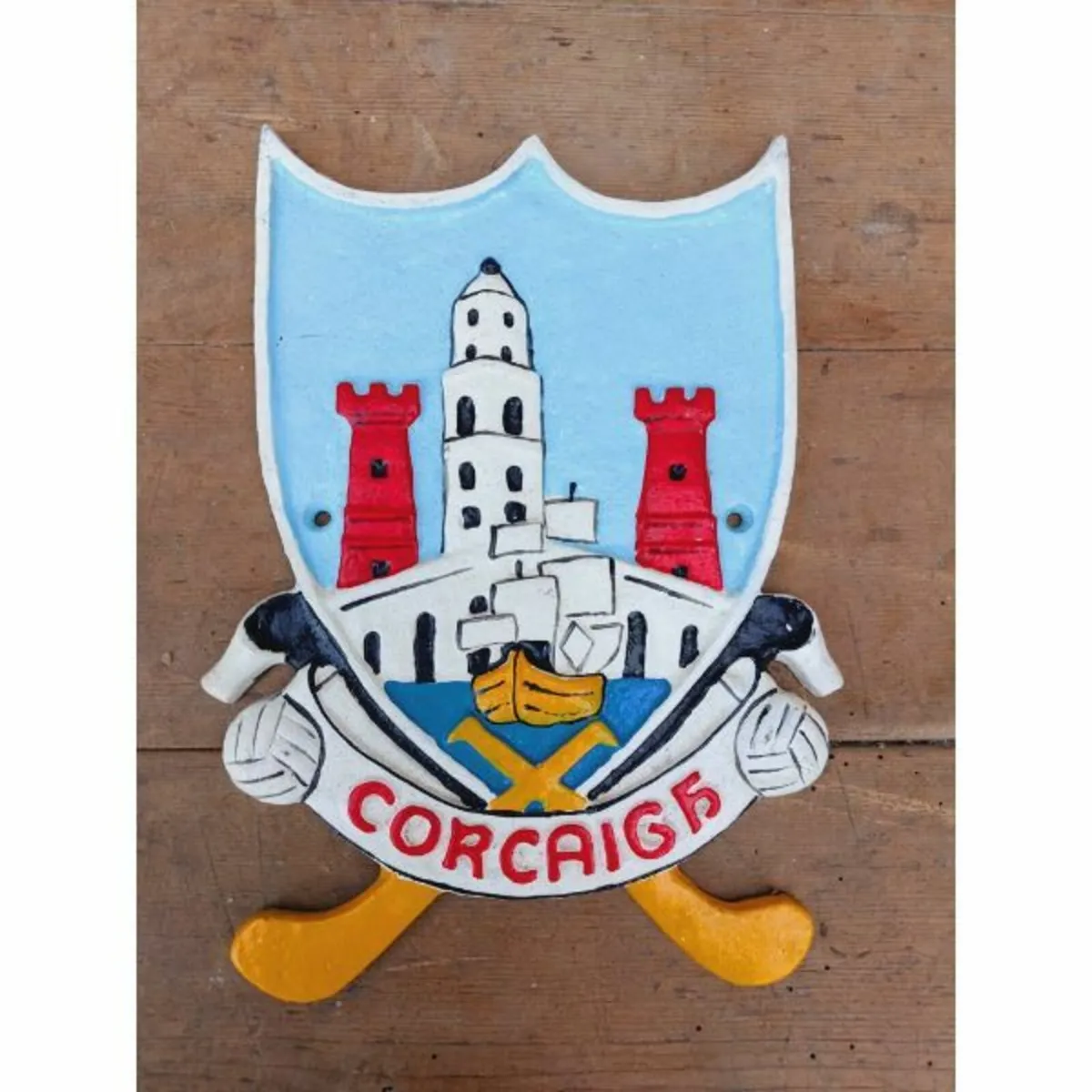 Cork – Crest – HS374