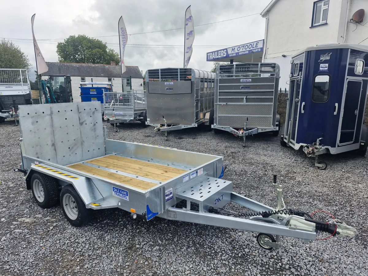 DALE KANE  10' x 5' 6" BEAVERTAIL  PLANT  TRAILER - Image 1