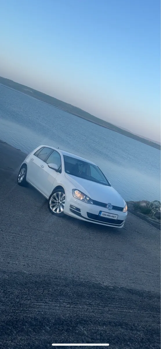 Volkswagen Golf 2.0 - Image 1
