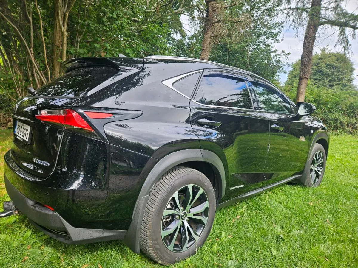 Lexus NX300 F Sport - Image 4