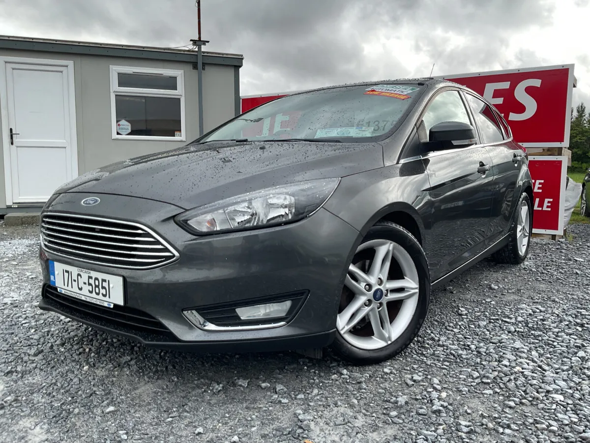 AUTOMATIC FORD FOCUS 1.6 TDCI SUNROOF LOW KMS - Image 2