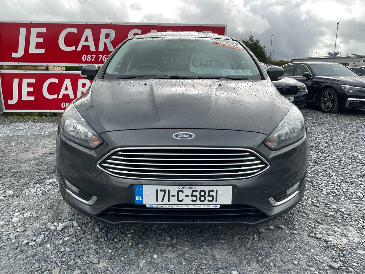 AUTOMATIC FORD FOCUS 1.6 TDCI SUNROOF LOW KMS - Image 3