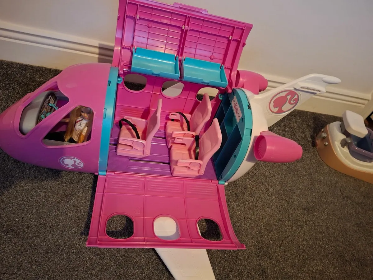 Barbie plane - Image 1