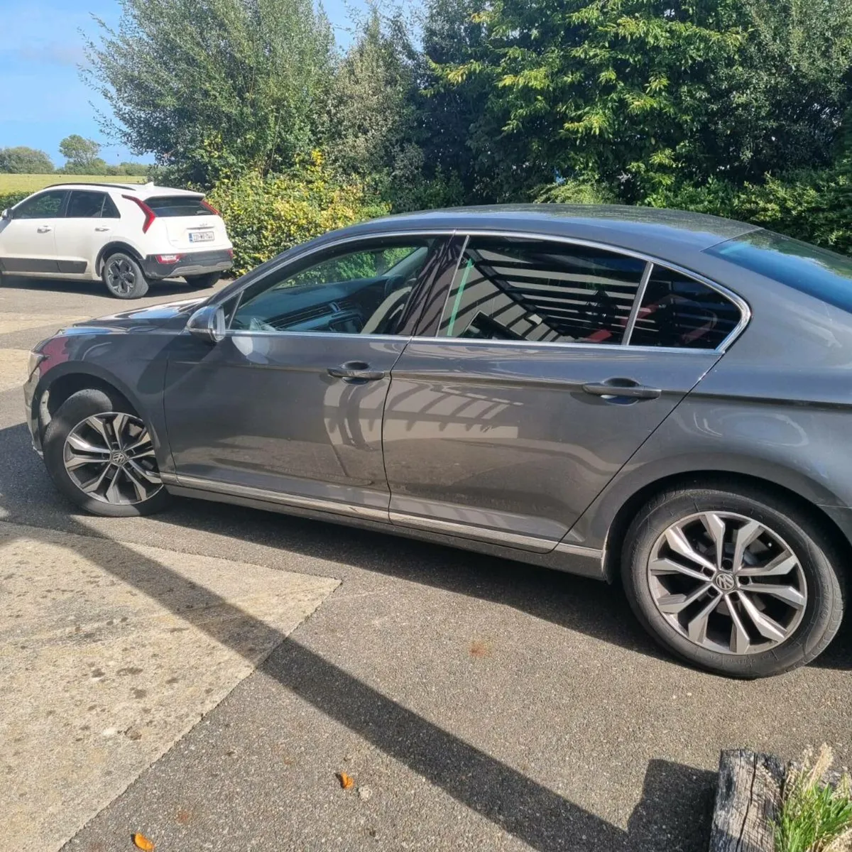 Bluemotion Volkswagen Passat 1.6L High Spec - Image 4