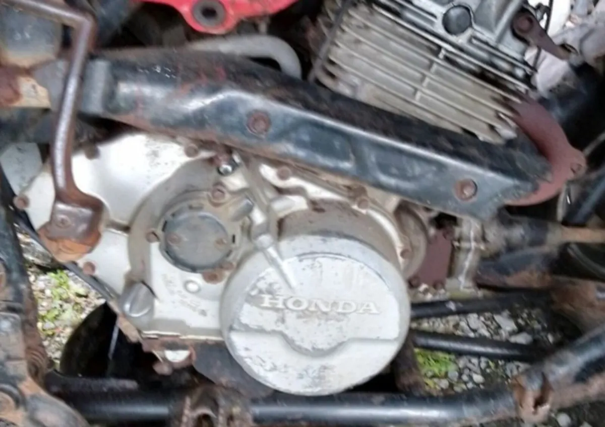 📌  Honda Frames, Engine & Plastics 📌 - Image 1