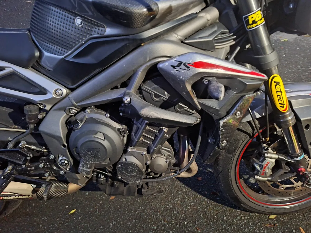 Triumph street triple 765 RS - Image 3