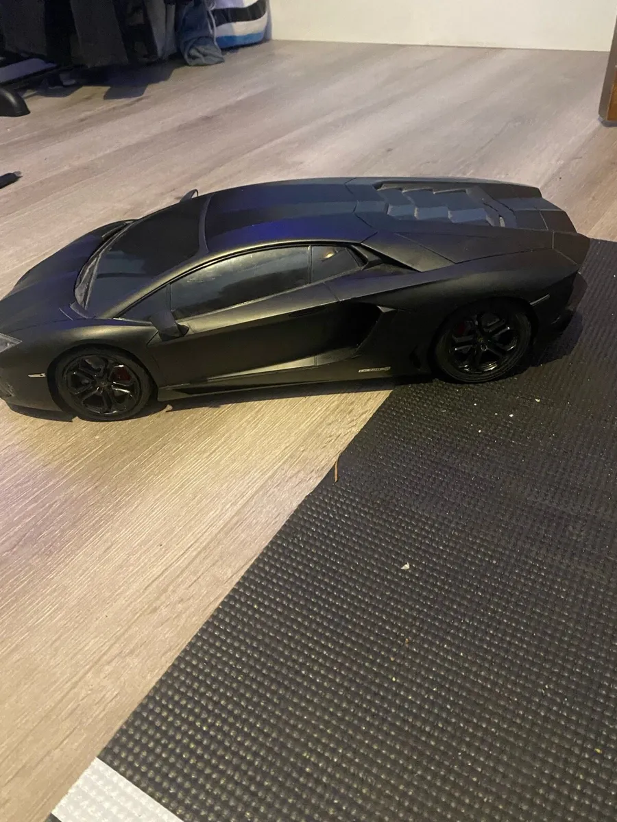 Remote Control Lamborghini Aventador - Image 2
