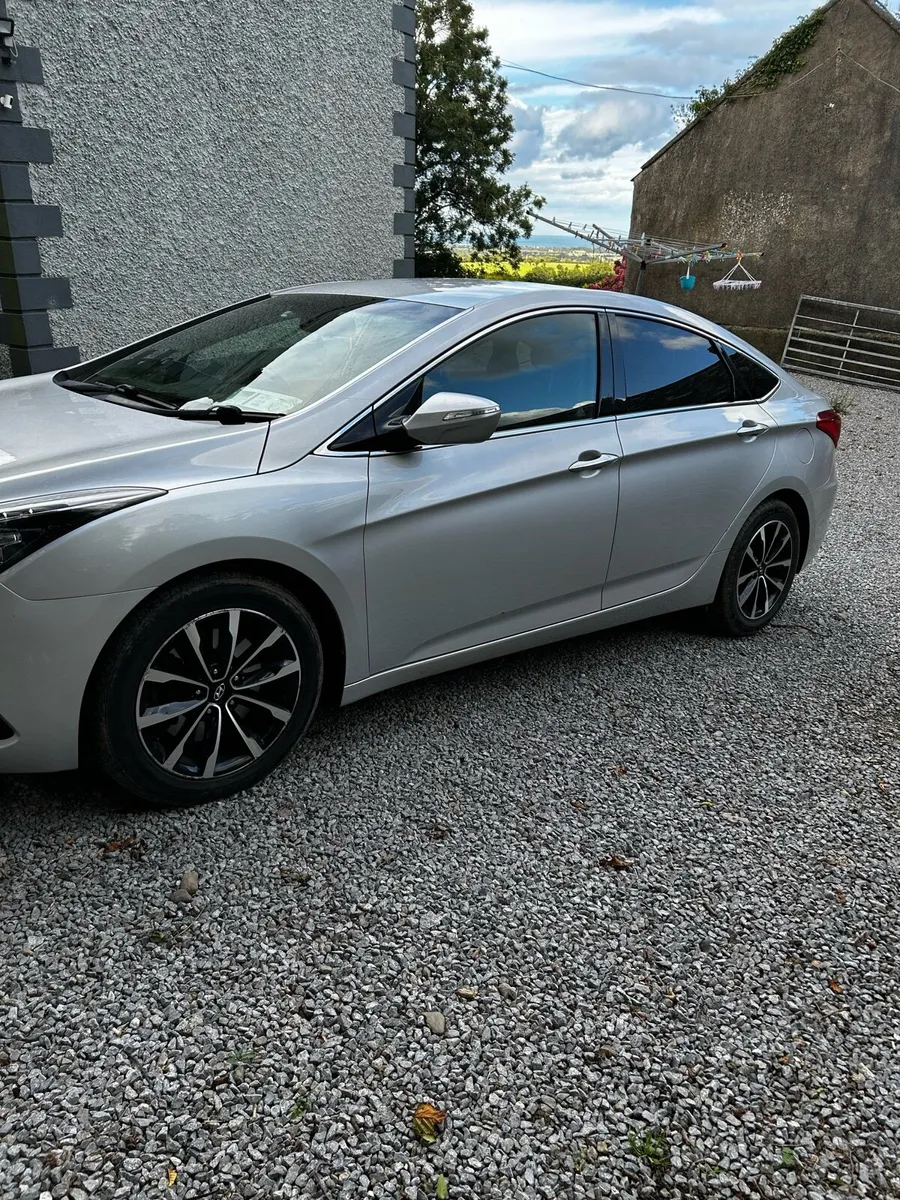 Hyundai i40 auto - Image 2