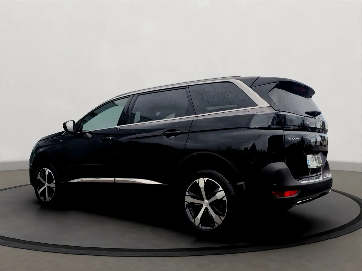 Peugeot 5008 GT Auto HDI - Image 2