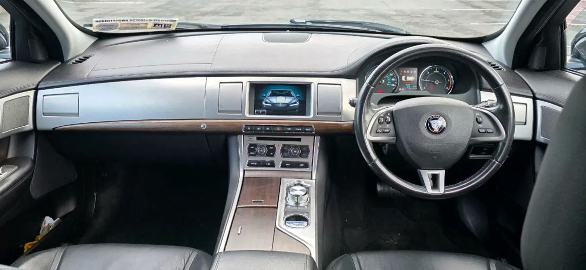 JAGUAR XF LUXURY AUTO 2.2D - Image 4
