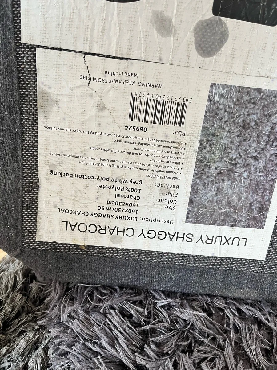 Grey shaggy rug - Image 2