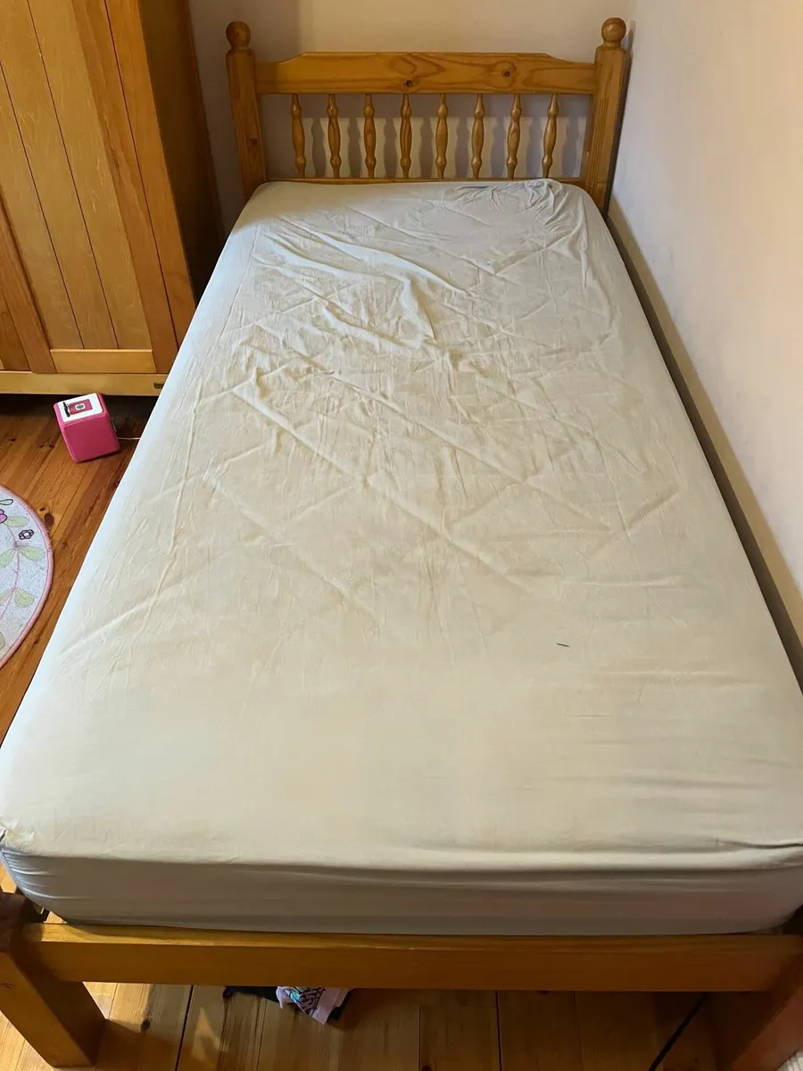 Single Bed - Image 3