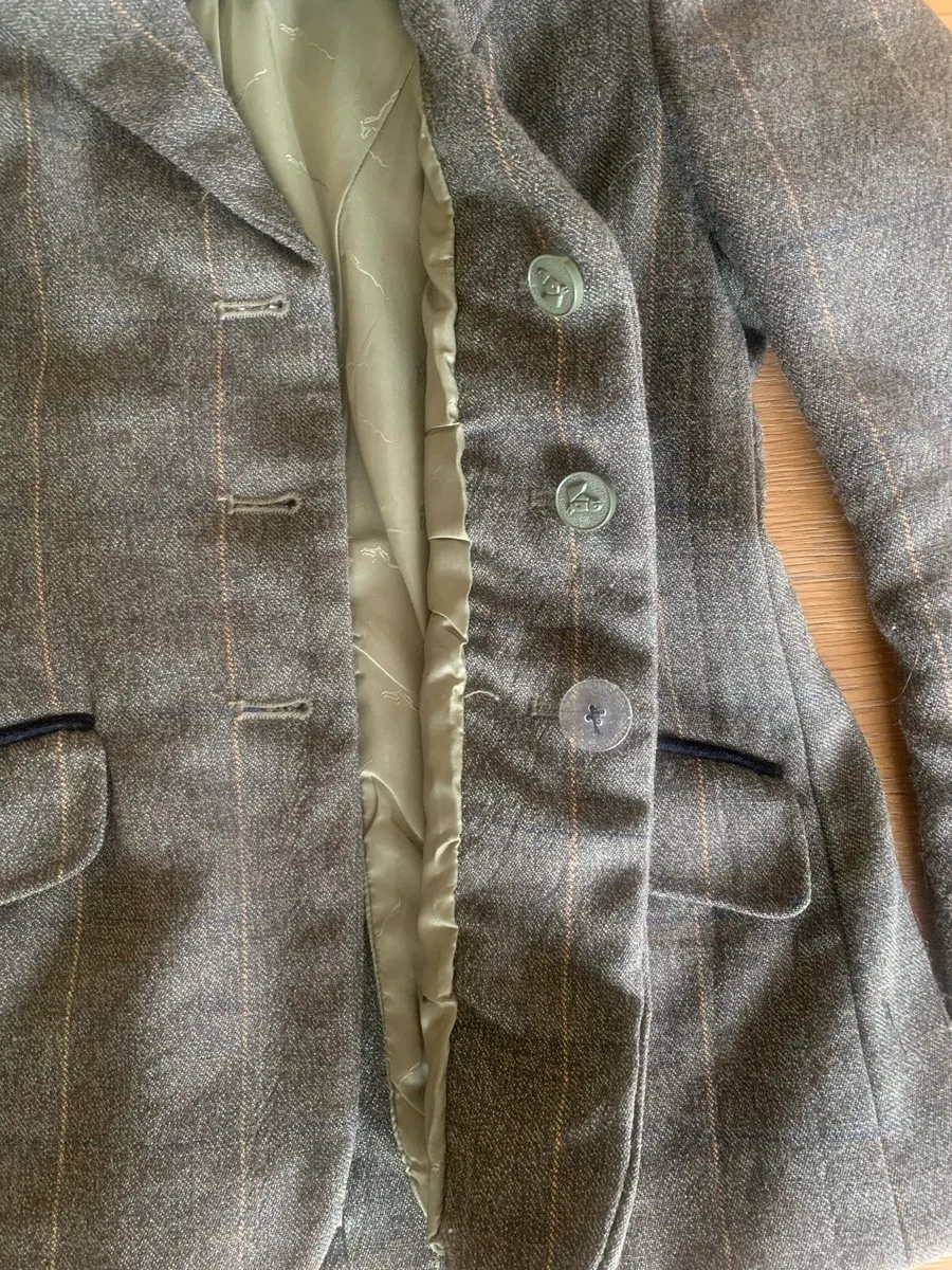 Kids Shires tweed jacket - Image 2