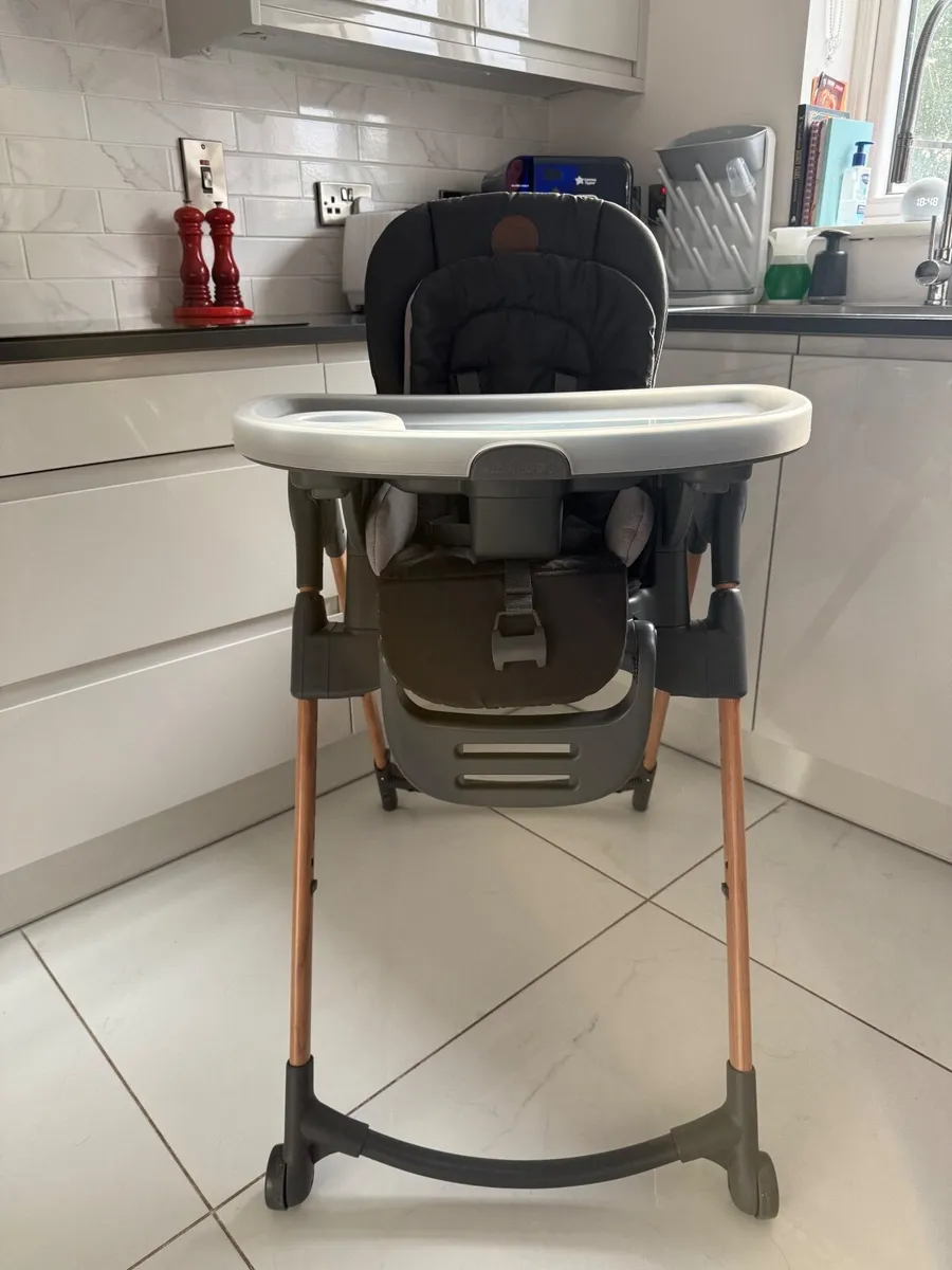 Maxi Cosi Minla Baby High Chair For Sale - Image 4