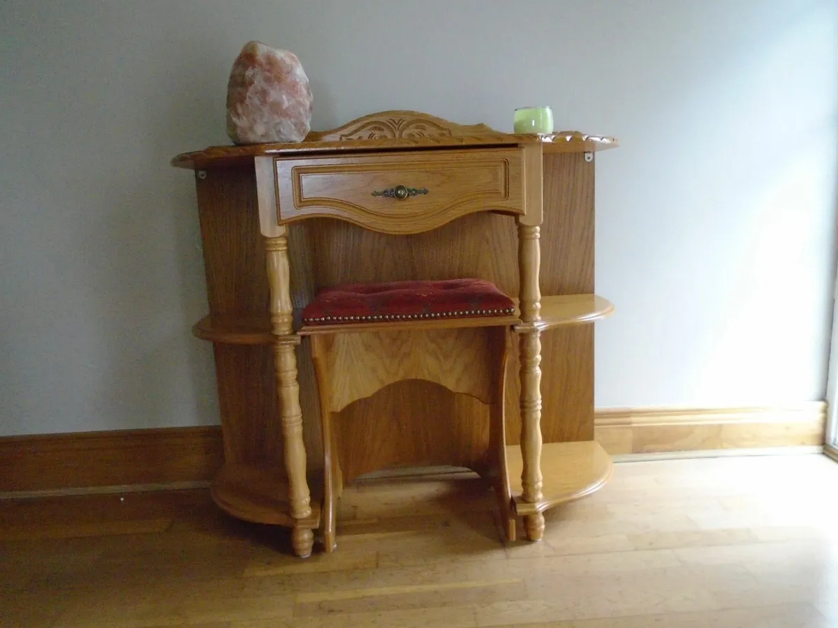Hall/Vanity Table & Stool - Image 2