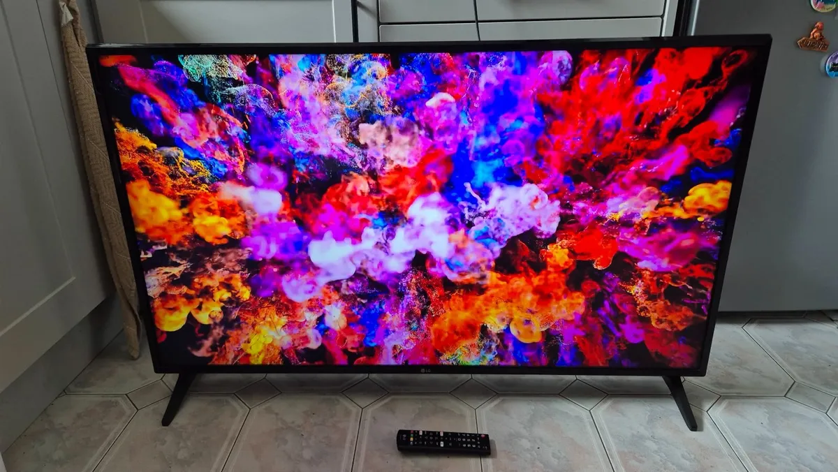 49" LG 4K Ultra HD Smart TV - Image 2