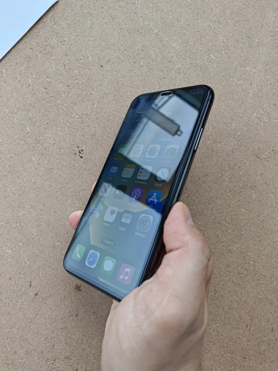 iPhone X - 256gb - space grey - Sim Unlocked - Image 2