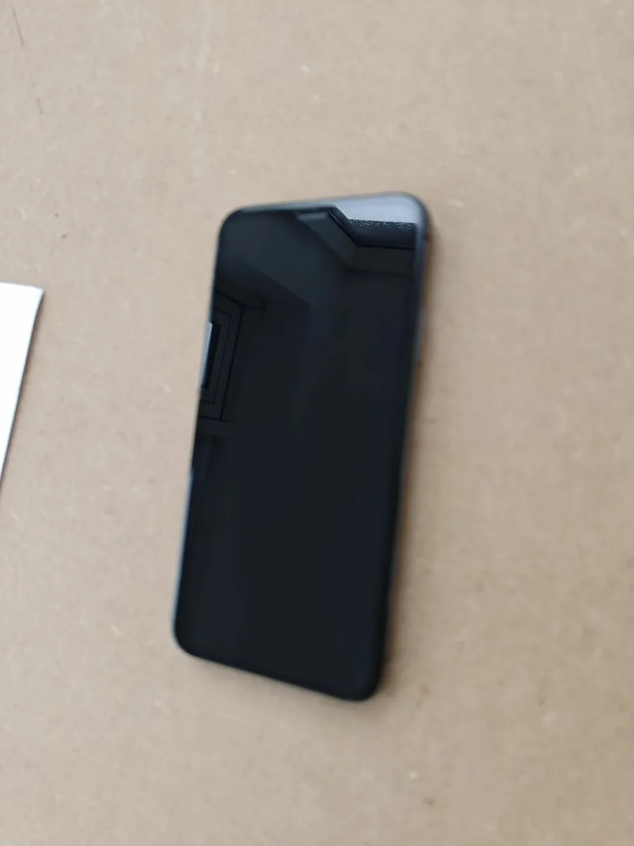 iPhone X - 256gb - space grey - Sim Unlocked - Image 4