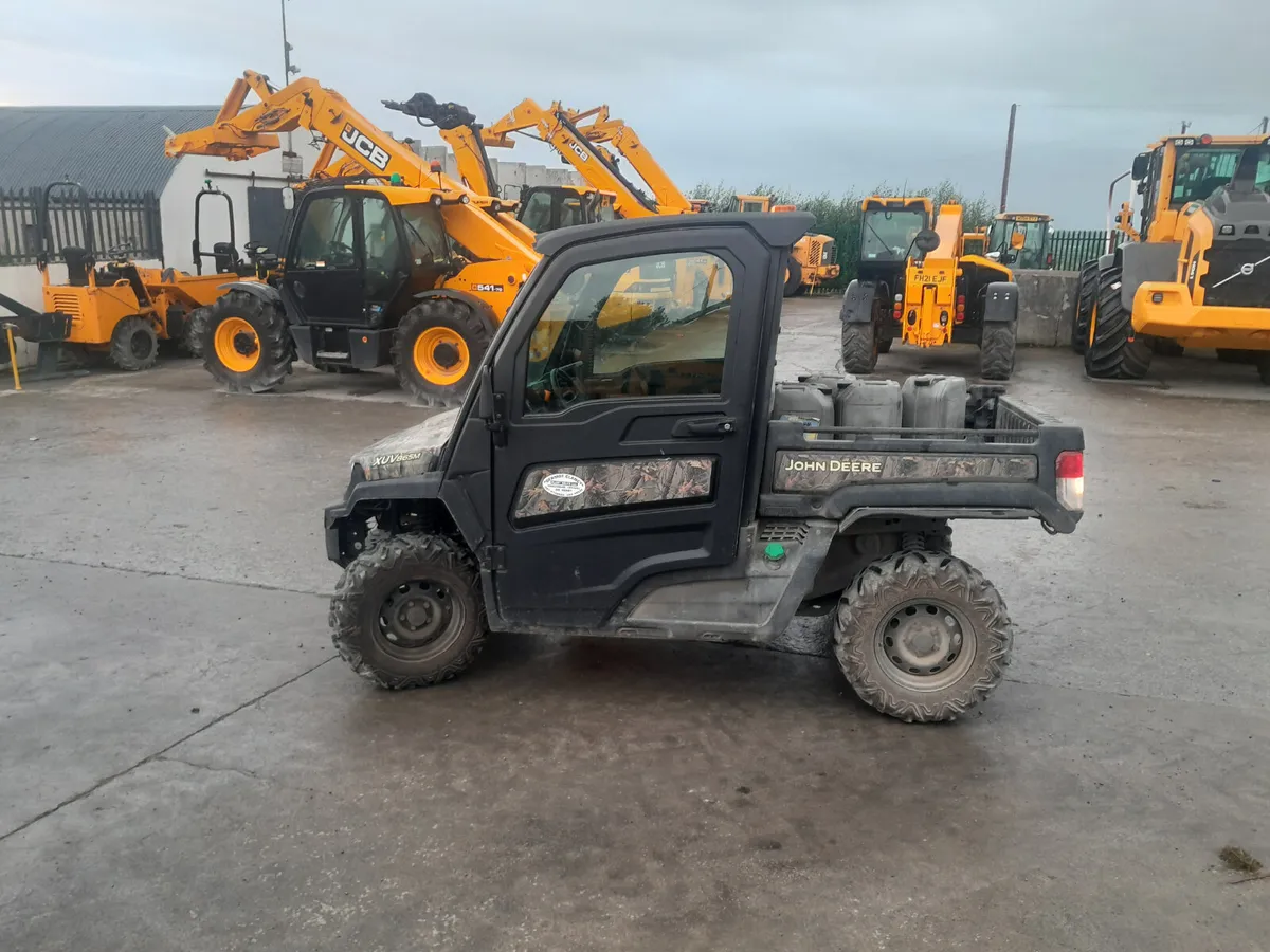 J.D XUV 865M Gator 2019 (18005) - Image 2