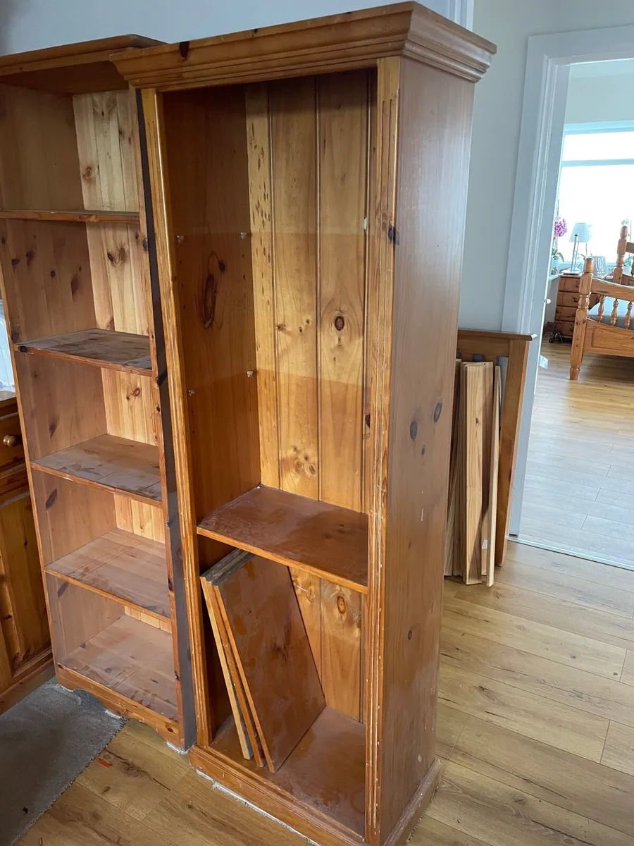 2 wooden book shelf’s - Image 2