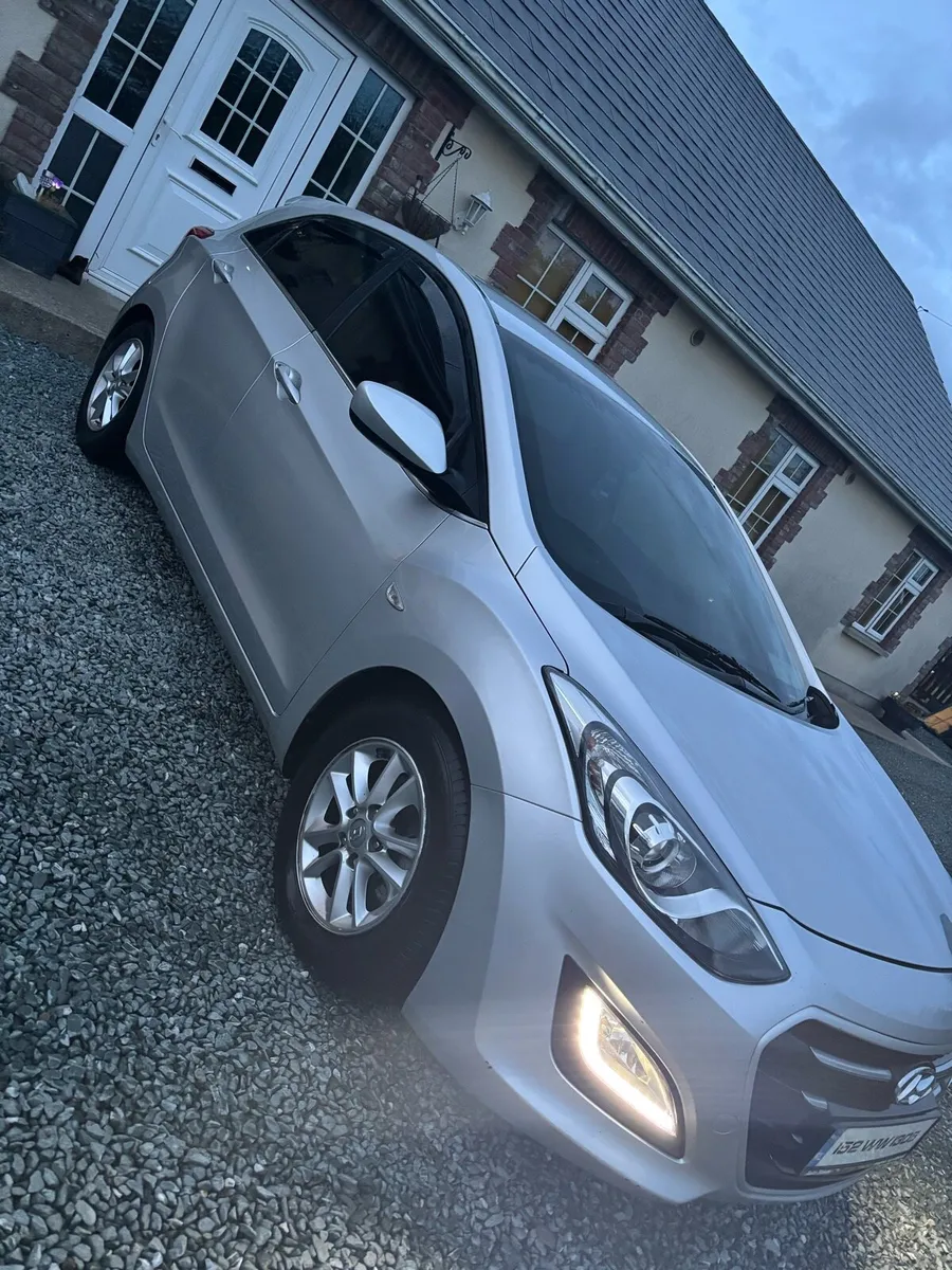 Hyundai i30 2015 - Image 2