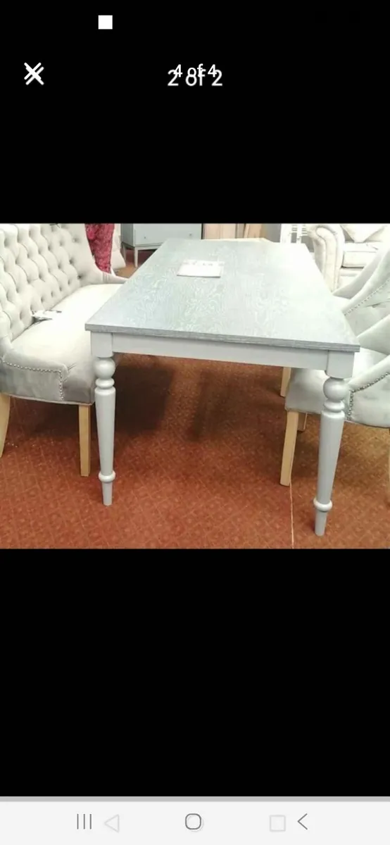 Dining table ,Brand new still in the packaging - Image 1
