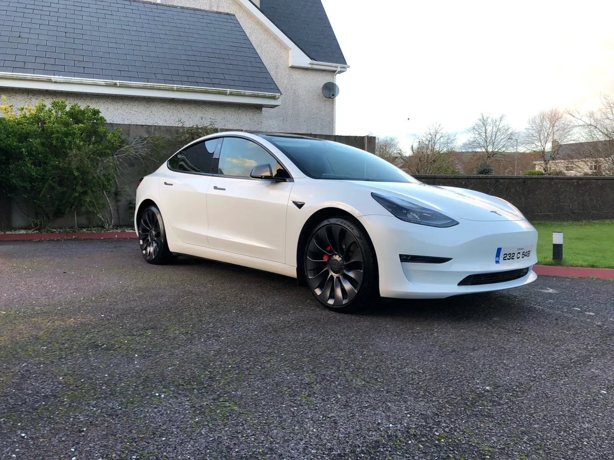 Performance -  €65k new - 0-60mph in 3.1sec - Image 4