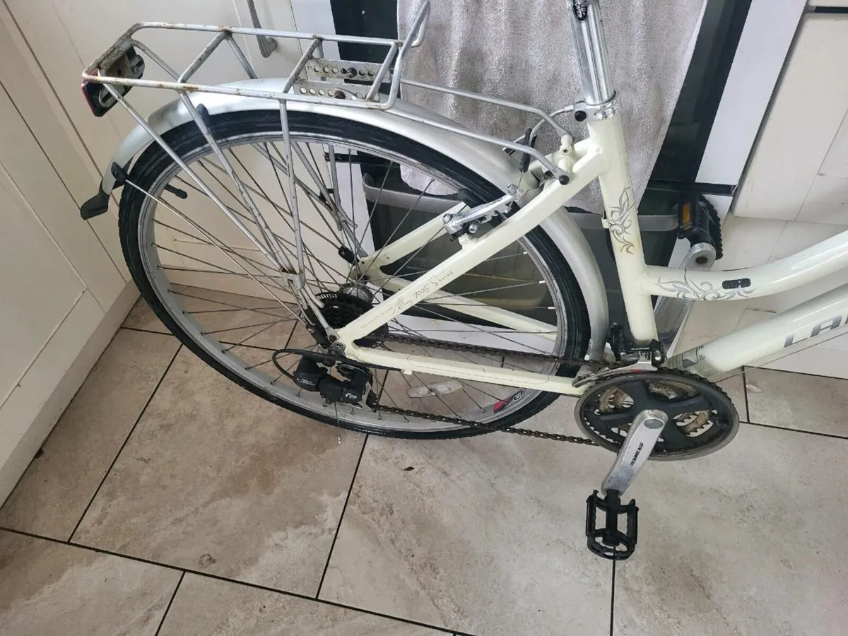 Ladies bike - Image 2