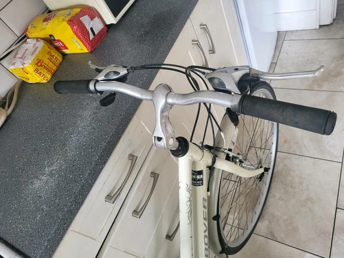 Ladies bike - Image 3