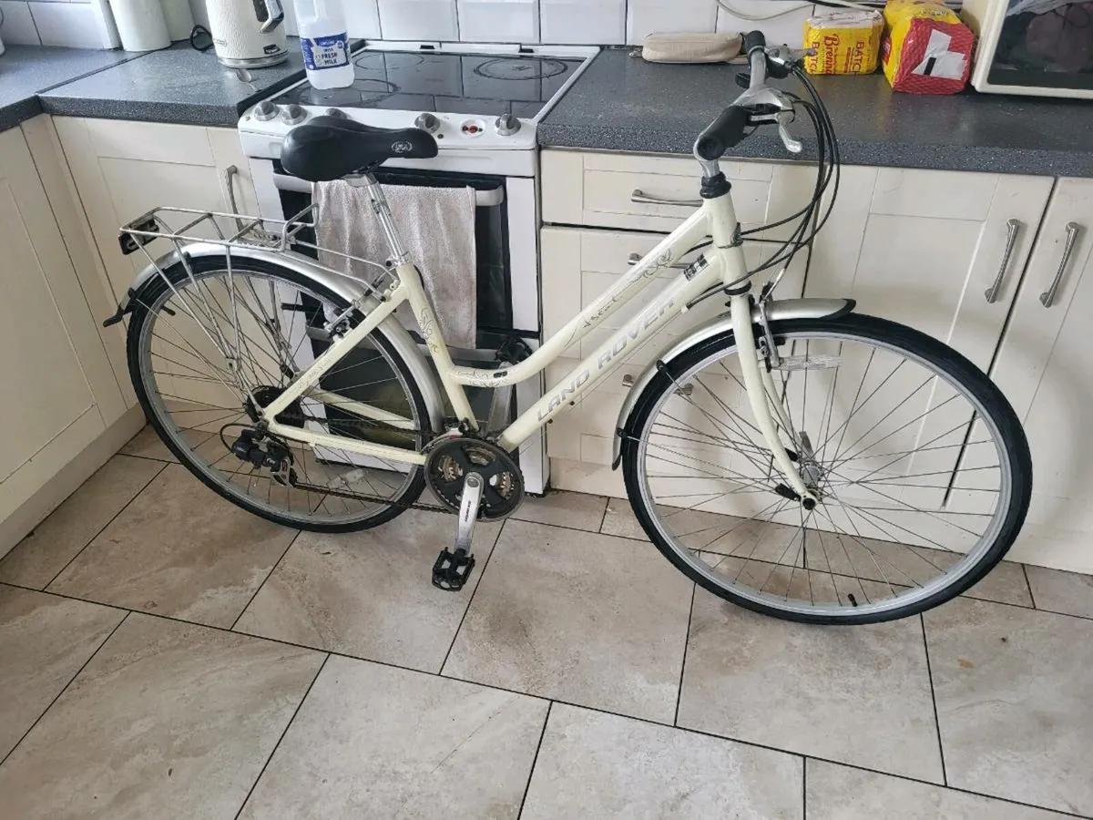 Ladies bike - Image 4