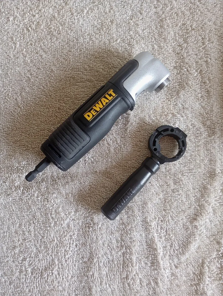 DeWalt 40 piece Bit set and Drill Attachment - Image 2