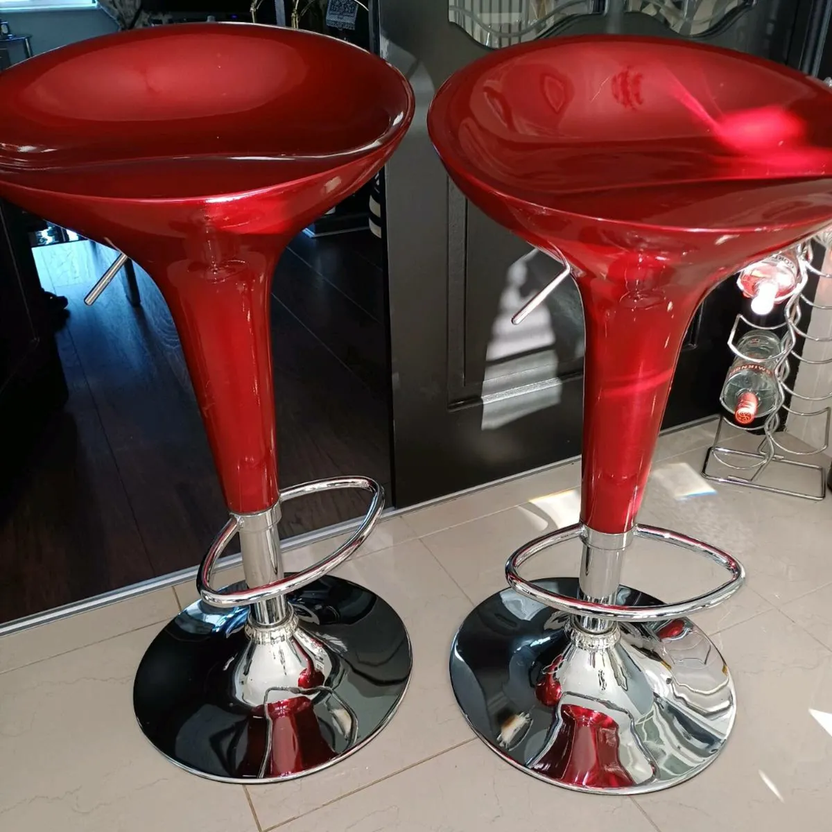 2 bar stools - Image 2
