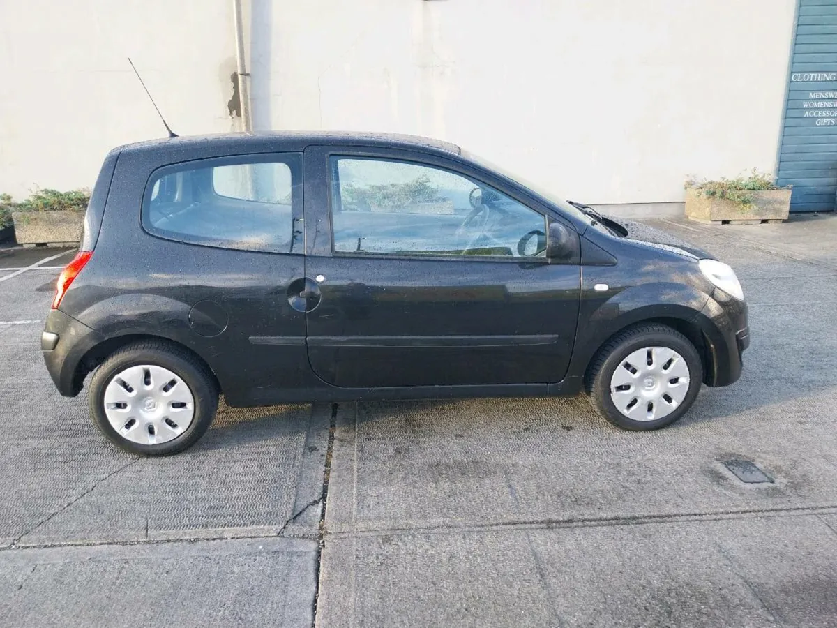 Renault Twingo.  New Nct 02/26 - Image 2