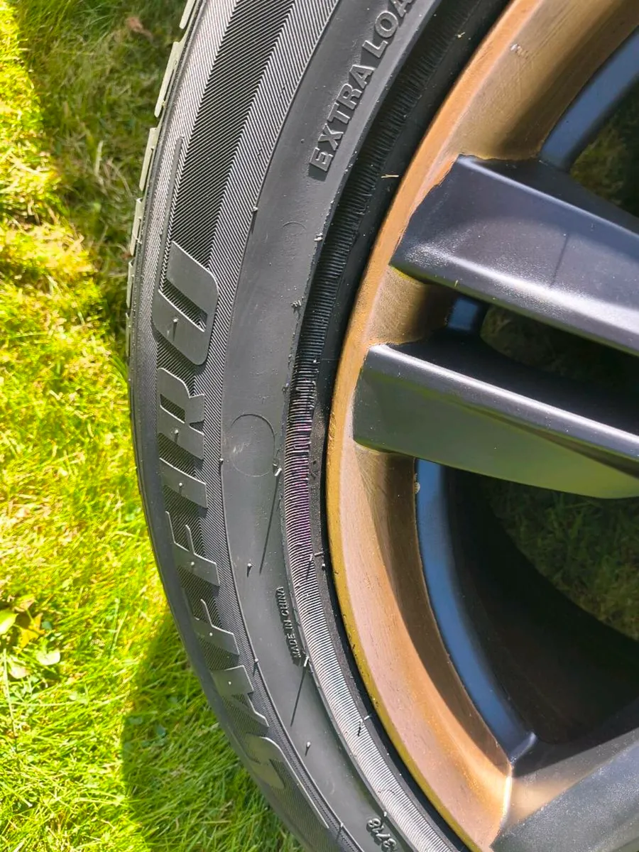 BMW M series 19"staggered wheels for X5 - Image 2