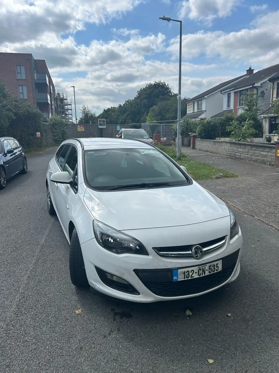 2013 Vauxhaul Astra 1.2 CDTI - Image 1
