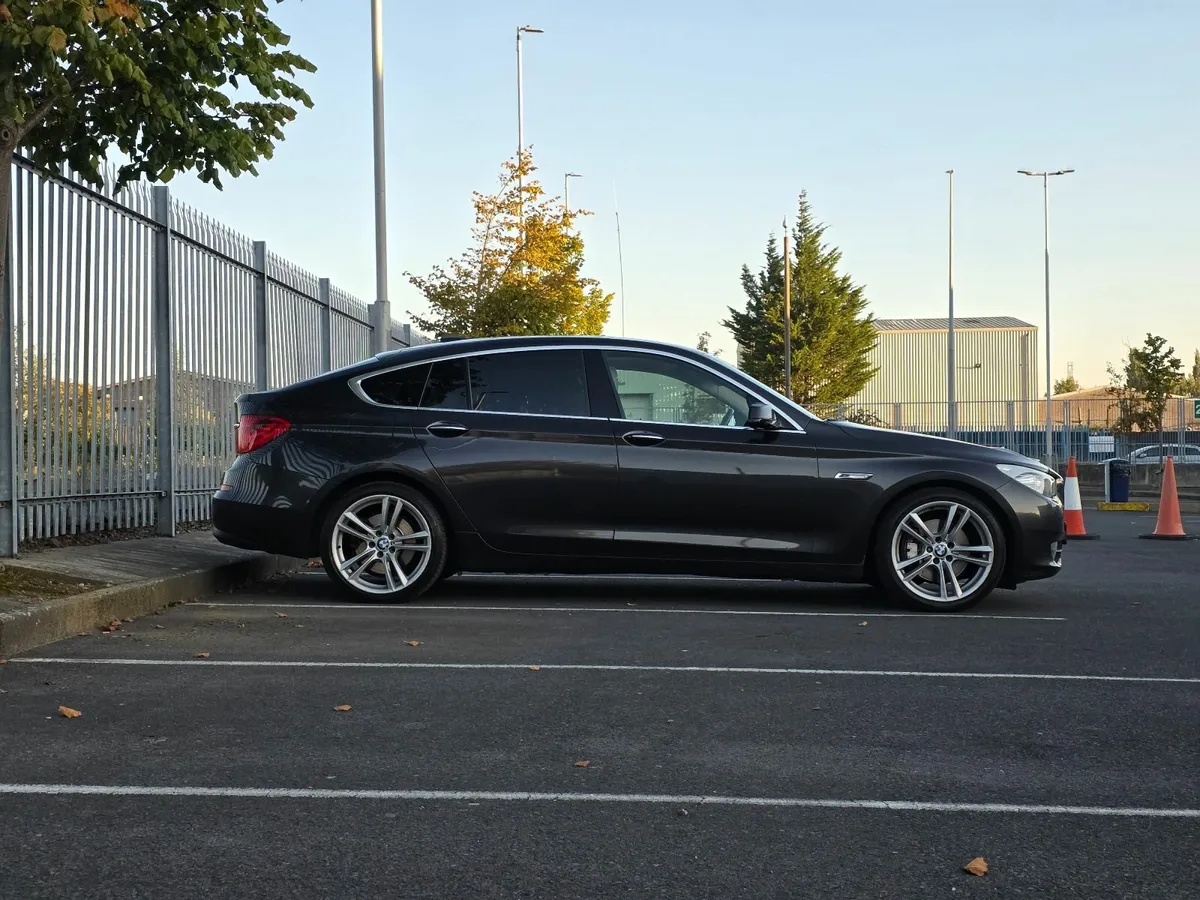 BMW 5-Series 2013 - Image 3