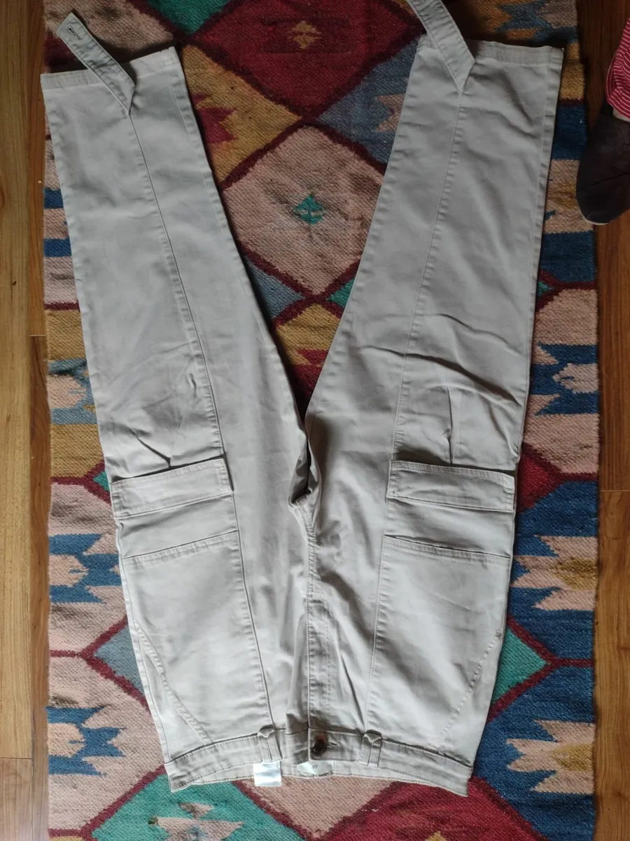 Womens Clothes - Image 3